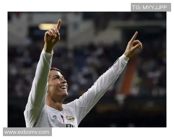 足球视频球星精华集锦每个瞬间都充满激情与荣耀呈现足球巨星的经典时刻